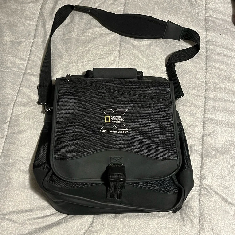 National Geographic Nat Geo Channel 10 Year Vertical Shoulder Messenger Bag
